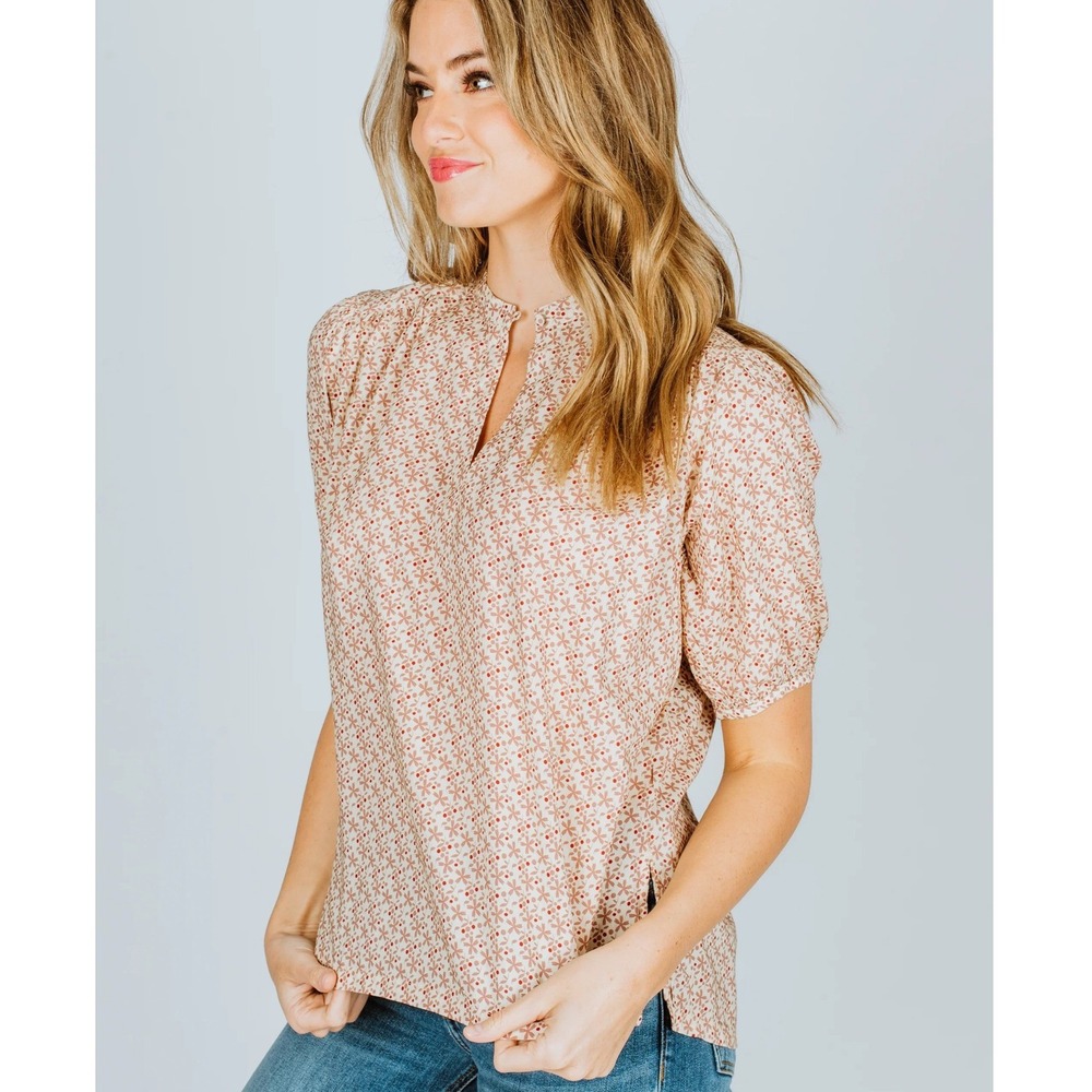 Trovata Birds of Paradise Cream Pink Aline Blouse Bayberry Short Sleeve Small